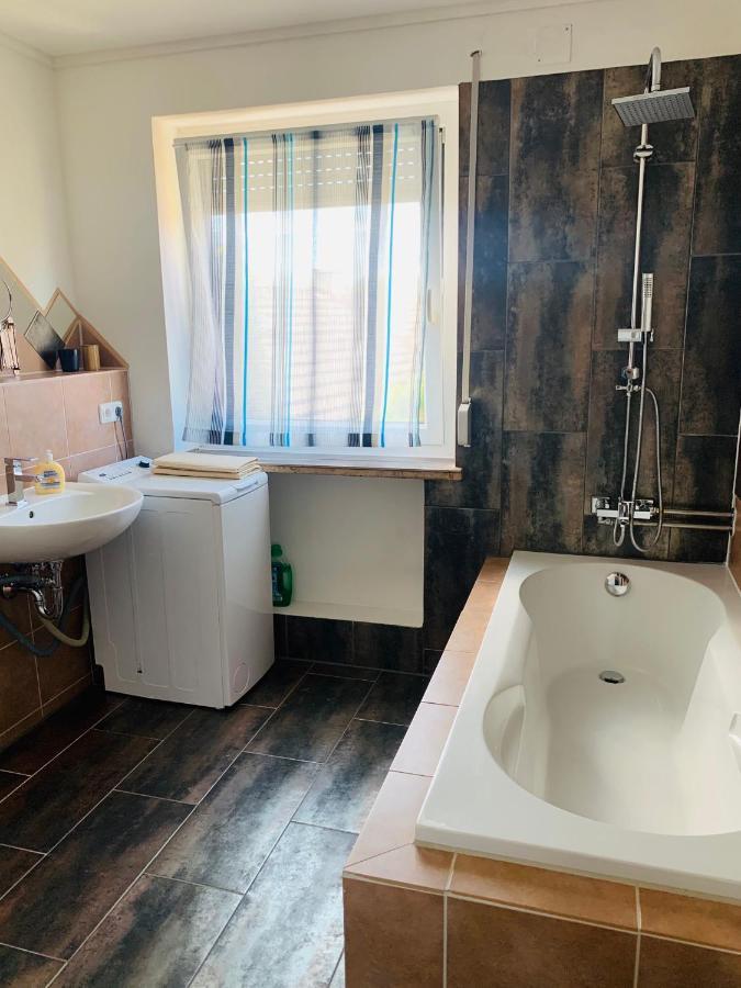 Charmante 3Zi-Ferienwohnung Im Landhausstil Kaufbeuren Ngoại thất bức ảnh